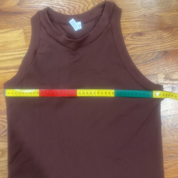 Athleta tank - Picture 5 of 7